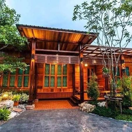 Areeya Phubeach Resort Wooden House Ban Chong Phli Eksteriør bilde