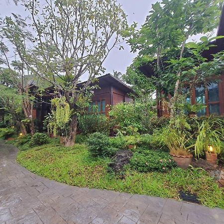 Areeya Phubeach Resort Wooden House Ban Chong Phli Eksteriør bilde